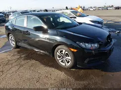 2HGFC2F53JH567379 2018 HONDA CIVIC