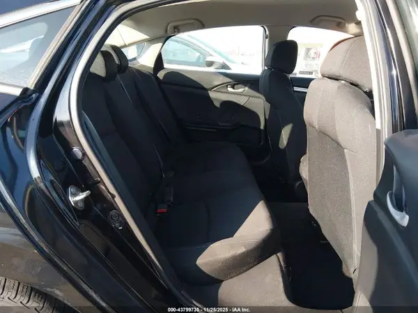 2HGFC2F53JH567379 2018 HONDA CIVIC - Image 8