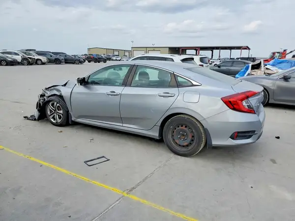2HGFC2F53JH572923 2018 HONDA CIVIC - Image 2