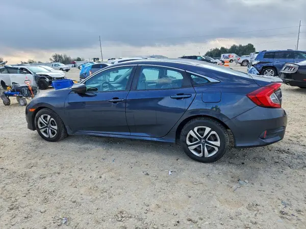 2HGFC2F53JH573439 2018 HONDA CIVIC - Image 2
