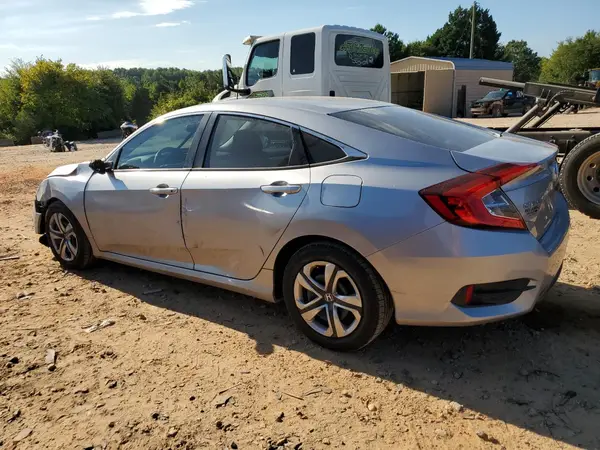 2HGFC2F53JH573957 2018 HONDA CIVIC - Image 2