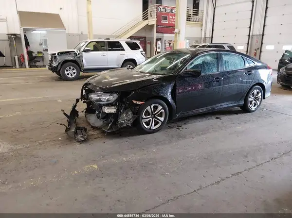 2HGFC2F53JH581783 2018 HONDA CIVIC - Image 2