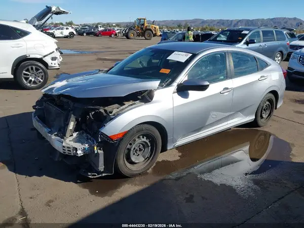 2HGFC2F53JH585364 2018 HONDA CIVIC - Image 2