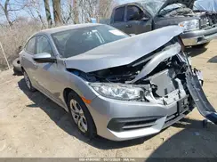 2HGFC2F53JH588006 2018 HONDA CIVIC