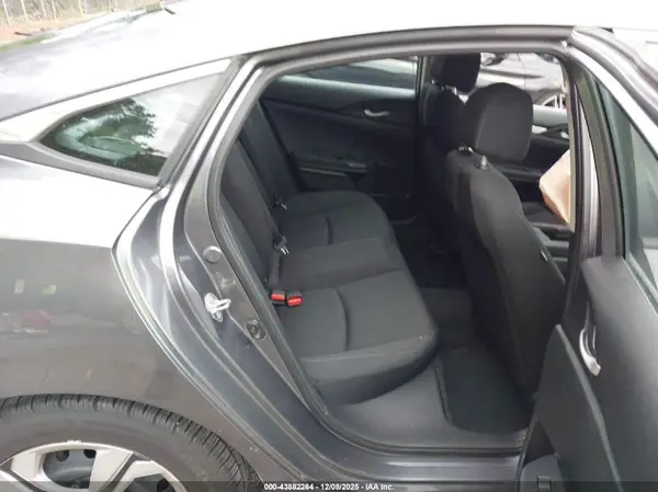 2HGFC2F53JH593528 2018 HONDA CIVIC - Image 8