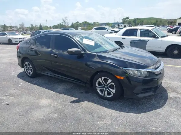 2HGFC2F53JH594047 2018 HONDA CIVIC - Image 1