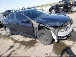 2HGFC2F53JH595781 2018 HONDA CIVIC