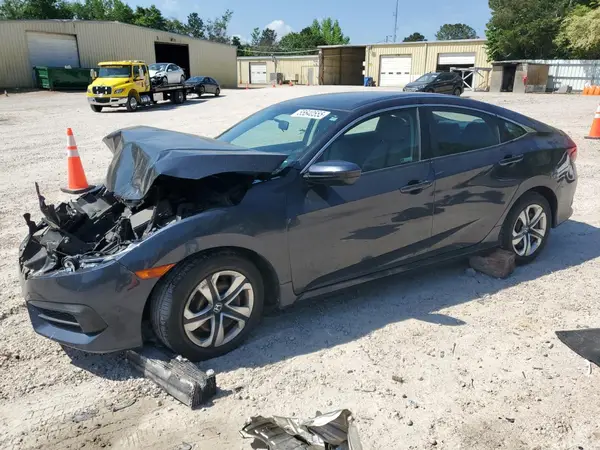 2HGFC2F53JH597854 2018 HONDA CIVIC - Image 1