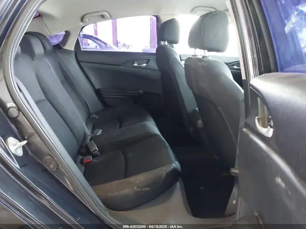2HGFC2F53JH605760 2018 HONDA CIVIC - Image 8