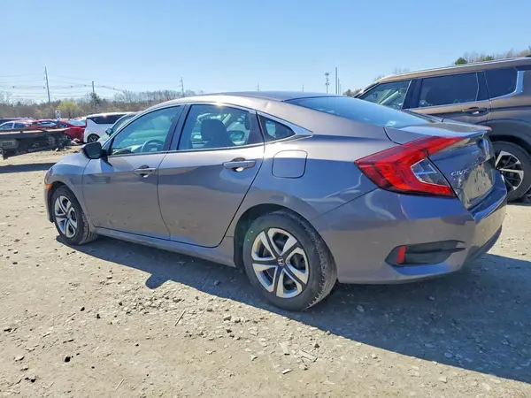 2HGFC2F53JH606102 2018 HONDA CIVIC - Image 2