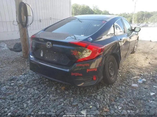 2HGFC2F53JH606892 2018 HONDA CIVIC - Image 2