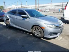 2HGFC2F54HH555946 2017 HONDA CIVIC