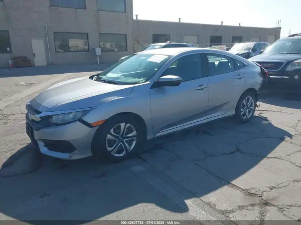2HGFC2F54JH503366 2018 HONDA CIVIC - Image 2