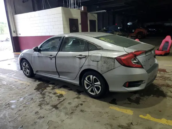 2HGFC2F54JH503383 2018 HONDA CIVIC - Image 2