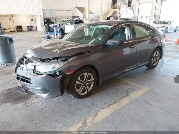 2HGFC2F54JH511869 2018 HONDA CIVIC - Image 2