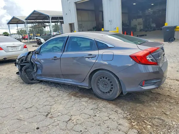 2HGFC2F54JH523200 2018 HONDA CIVIC - Image 2