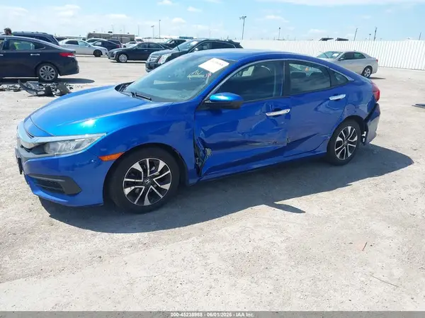 2HGFC2F54JH532687 2018 HONDA CIVIC - Image 2