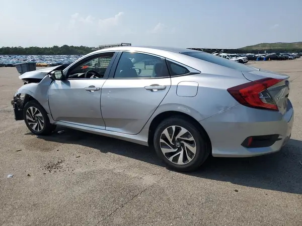 2HGFC2F54JH533161 2018 HONDA CIVIC - Image 2