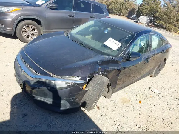 2HGFC2F54JH533564 2018 HONDA CIVIC - Image 2