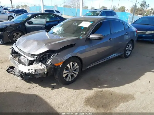 2HGFC2F54JH542748 2018 HONDA CIVIC - Image 2