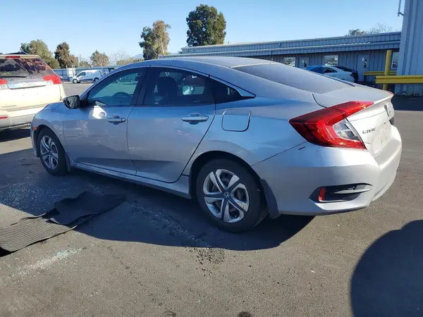 2HGFC2F54JH545665 2018 HONDA CIVIC - Image 2