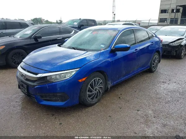 2HGFC2F54JH547318 2018 HONDA CIVIC - Image 2