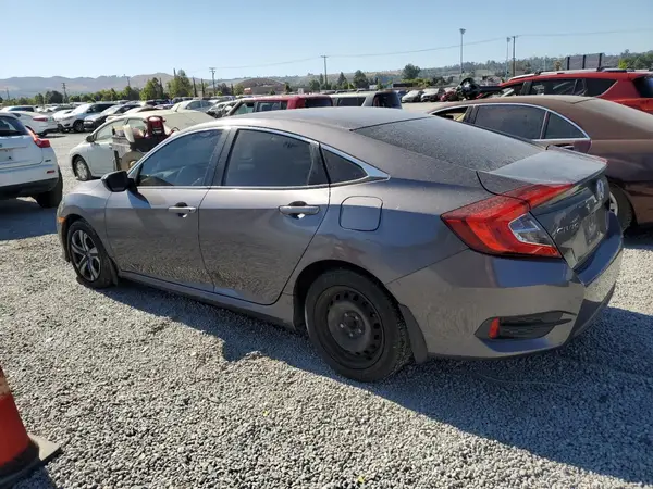 2HGFC2F54JH555631 2018 HONDA CIVIC - Image 2