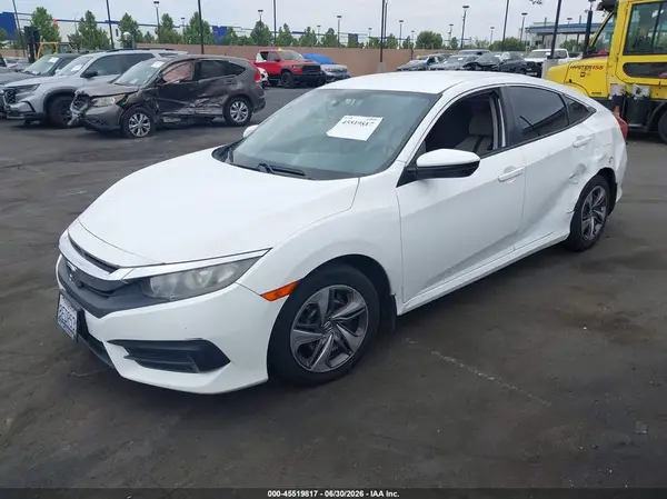 2HGFC2F54JH555886 2018 HONDA CIVIC - Image 2