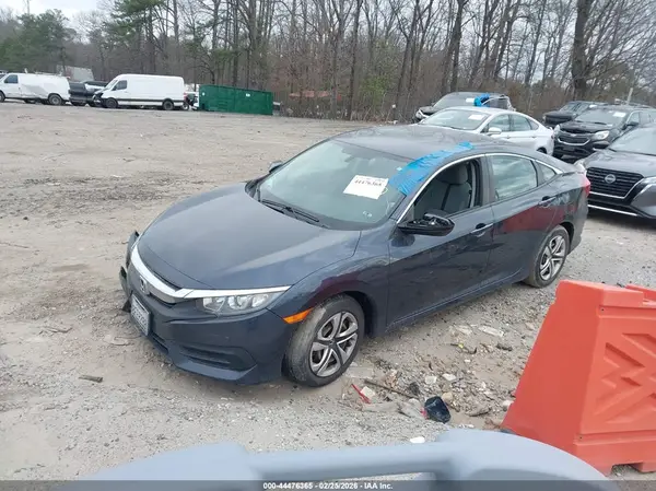 2HGFC2F54JH569660 2018 HONDA CIVIC - Image 2