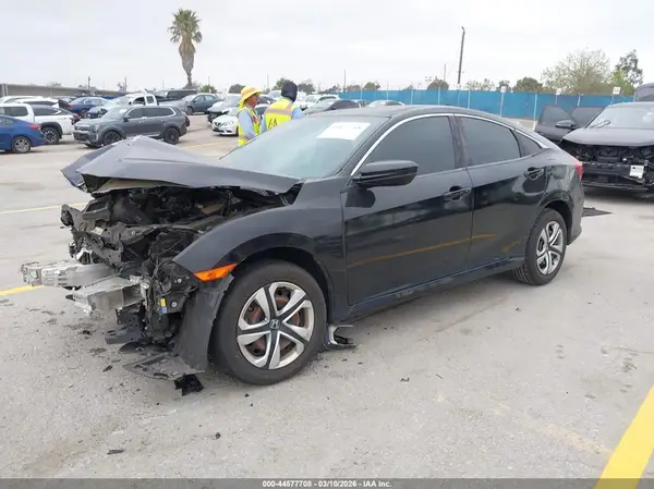 2HGFC2F54JH574616 2018 HONDA CIVIC - Image 2