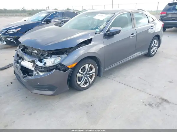 2HGFC2F54JH576379 2018 HONDA CIVIC - Image 2