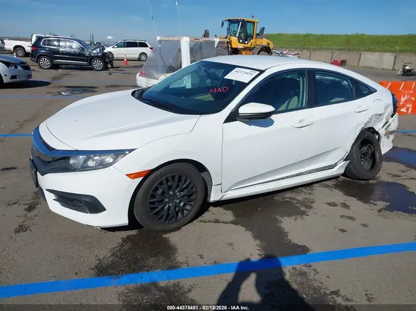 2HGFC2F54JH582604 2018 HONDA CIVIC - Image 2