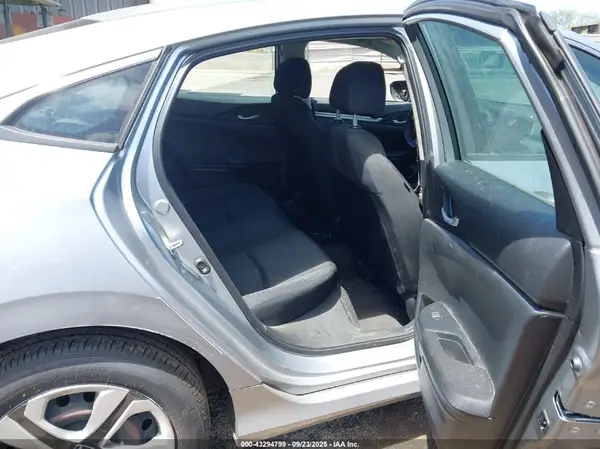 2HGFC2F54JH598768 2018 HONDA CIVIC - Image 8