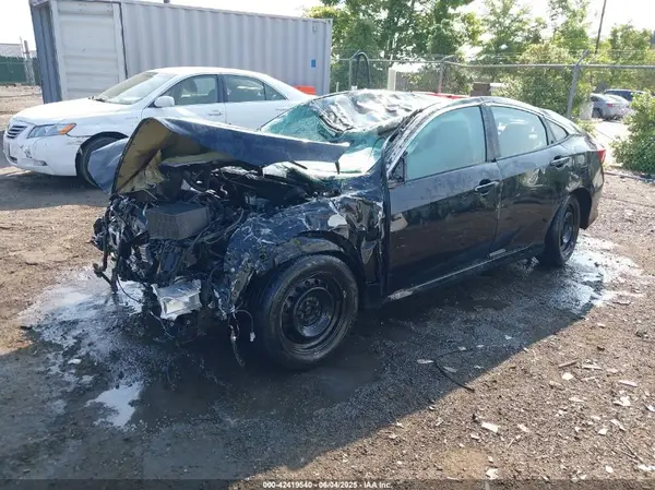 2HGFC2F55HH557284 2017 HONDA CIVIC - Image 2