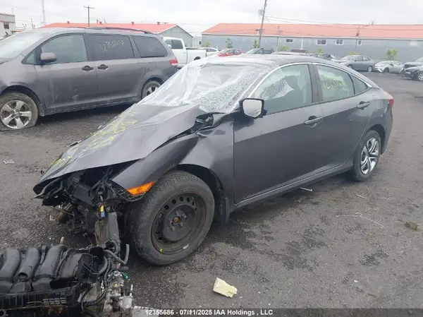 2HGFC2F55JH001529 2018 HONDA CIVIC - Image 2