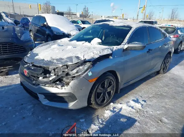 2HGFC2F55JH044753 2018 HONDA CIVIC - Image 2