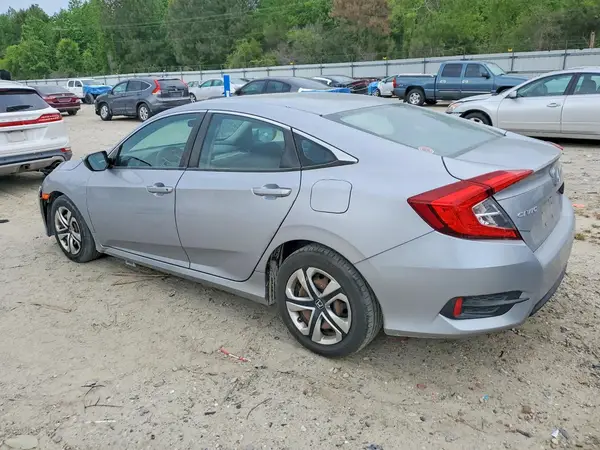 2HGFC2F55JH506180 2018 HONDA CIVIC - Image 2