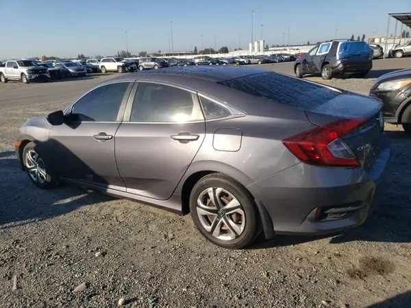 2HGFC2F55JH517261 2018 HONDA CIVIC - Image 2