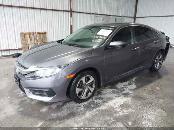 2HGFC2F55JH522931 2018 HONDA CIVIC - Image 2