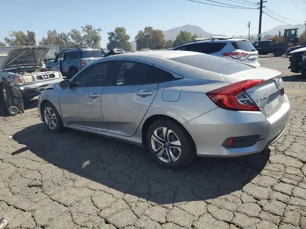 2HGFC2F55JH528518 2018 HONDA CIVIC - Image 2