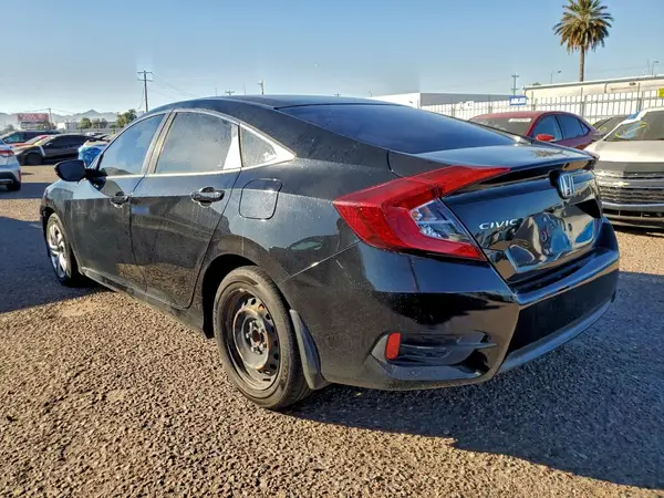 2HGFC2F55JH545903 2018 HONDA CIVIC - Image 2