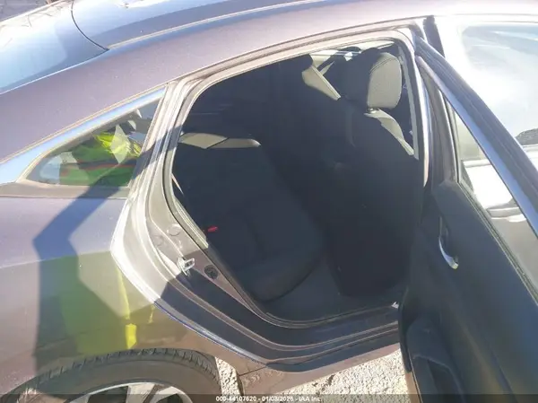 2HGFC2F55JH554648 2018 HONDA CIVIC - Image 8