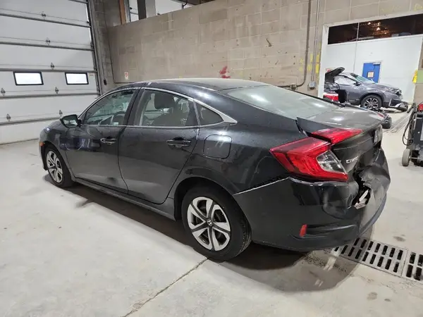 2HGFC2F55JH554844 2018 HONDA CIVIC - Image 2