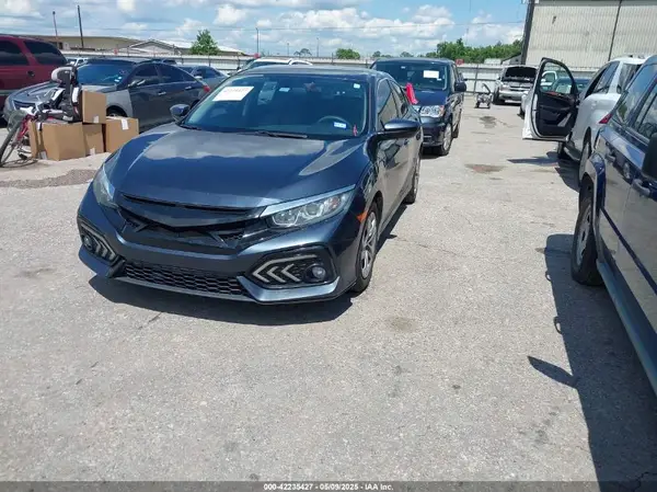 2HGFC2F55JH556139 2018 HONDA CIVIC - Image 2