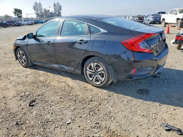 2HGFC2F55JH558182 2018 HONDA CIVIC - Image 2