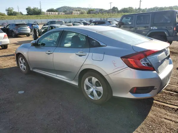 2HGFC2F55JH559316 2018 HONDA CIVIC - Image 2