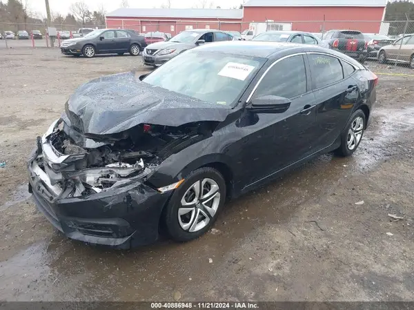 2HGFC2F55JH562622 2018 HONDA CIVIC - Image 2