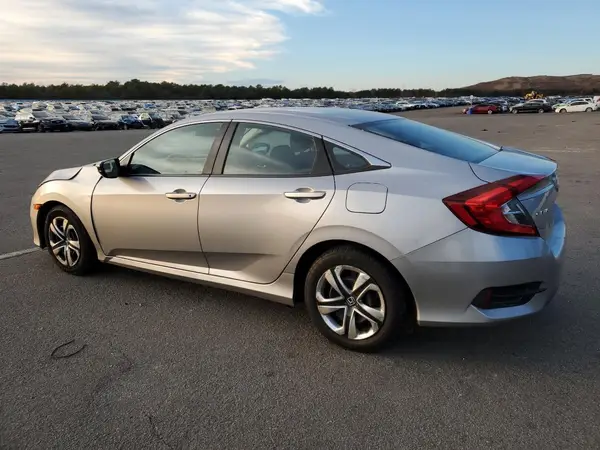 2HGFC2F55JH563219 2018 HONDA CIVIC - Image 2