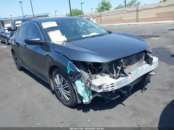2HGFC2F55JH578917 2018 HONDA CIVIC - Image 1