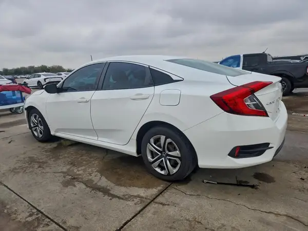 2HGFC2F55JH582160 2018 HONDA CIVIC - Image 2